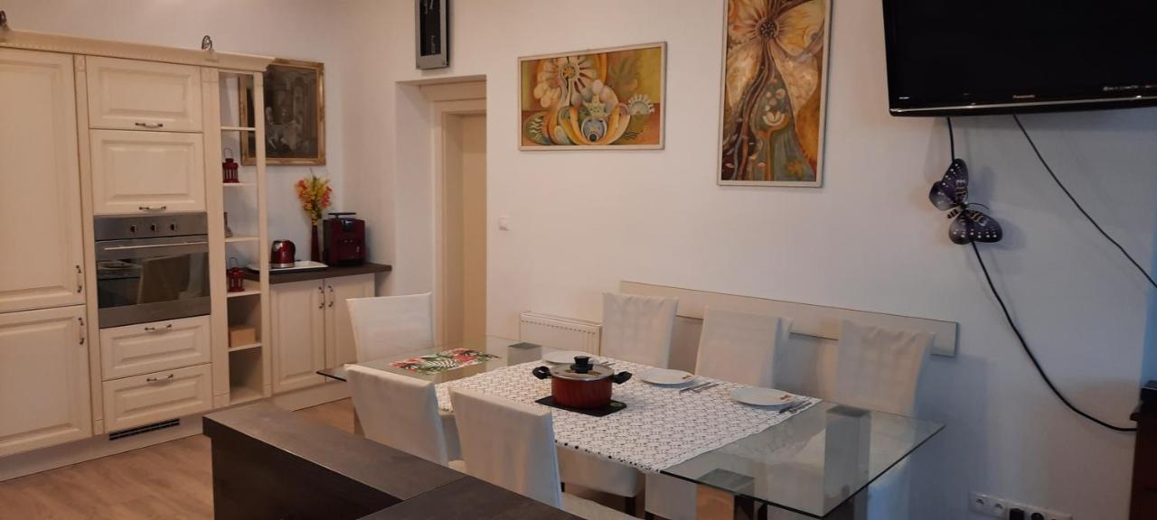 Apartman Ostry Vrsok V Starom Smokovci Apartment วิสโซเค ดาตรี ภายนอก รูปภาพ