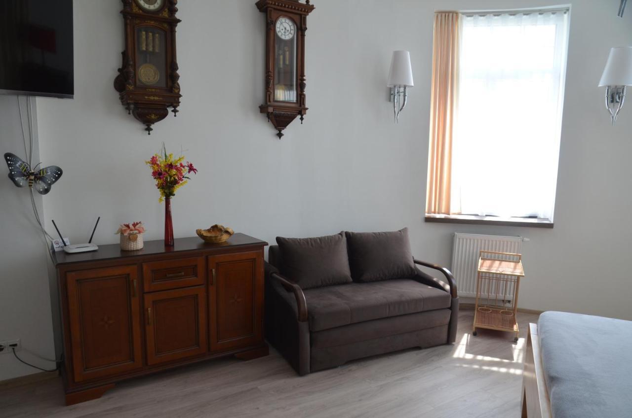 Apartman Ostry Vrsok V Starom Smokovci Apartment วิสโซเค ดาตรี ภายนอก รูปภาพ